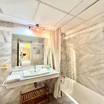 Rs 16 Ii Center Of By Eaw Homes * Marbella